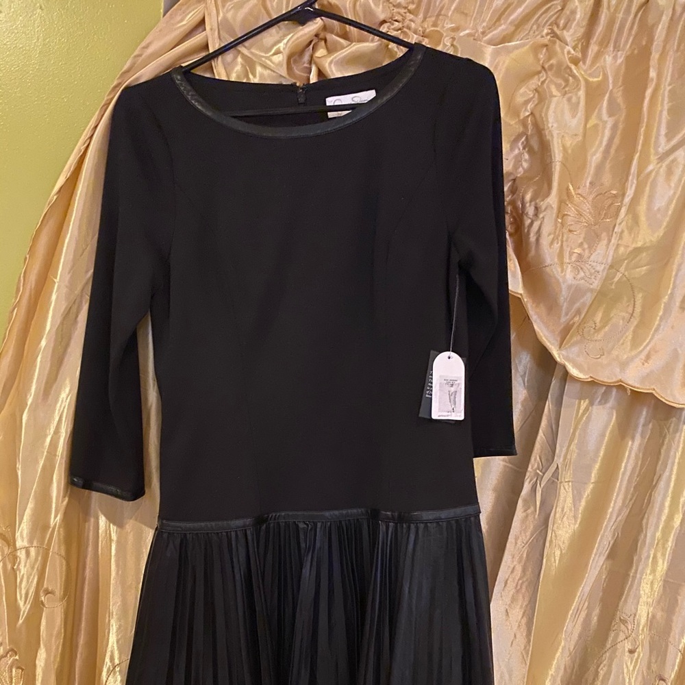 Jessica Simpson black dress Size small NWT